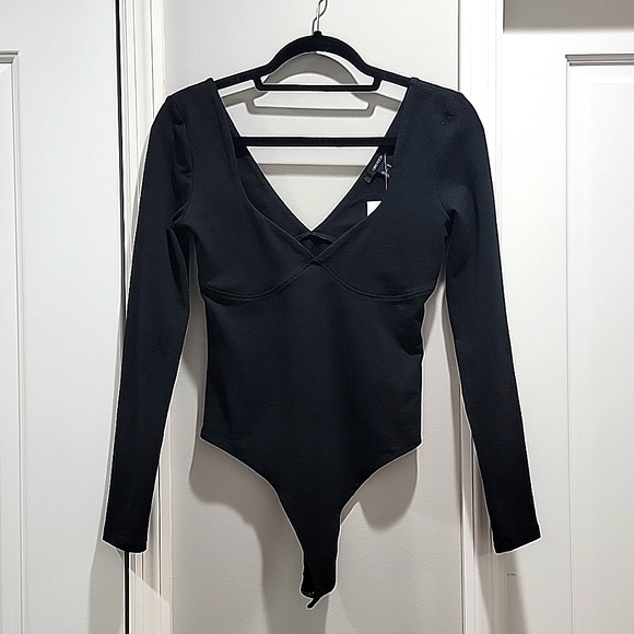 Forever 21 Underbust Long-Sleeve Bodysuit - Picture 5 of 12